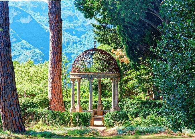 Ravello Garden Gazebo with Mountain View