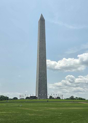 Washington Monument on a Sunny Day