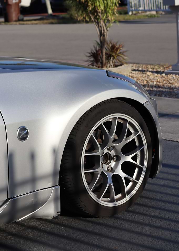Silver Nissan 350Z Wheel Close-Up