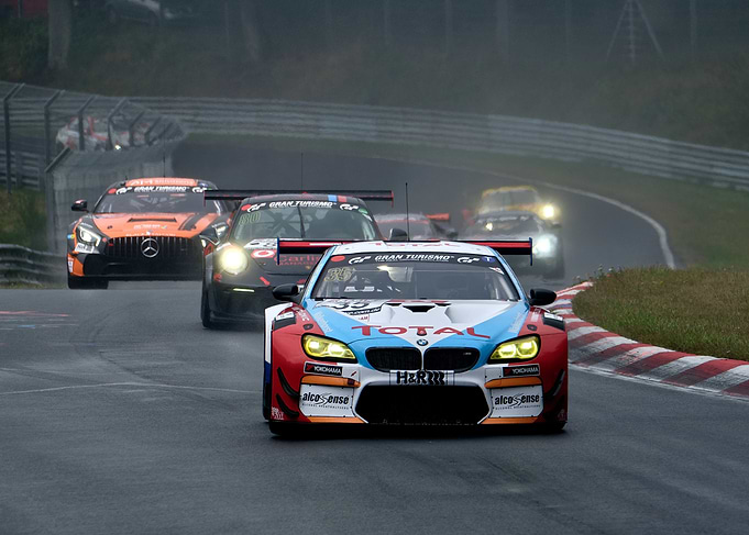 Race Cars on Track
