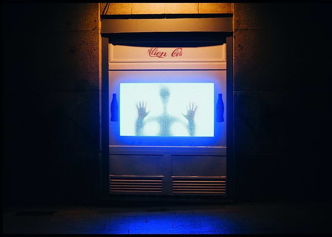 Alien Cola Machine