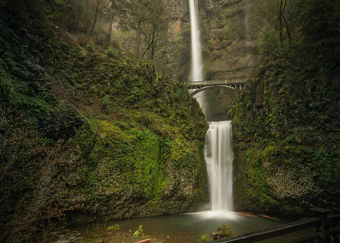 Multnomah Falls with Benson Bridge
