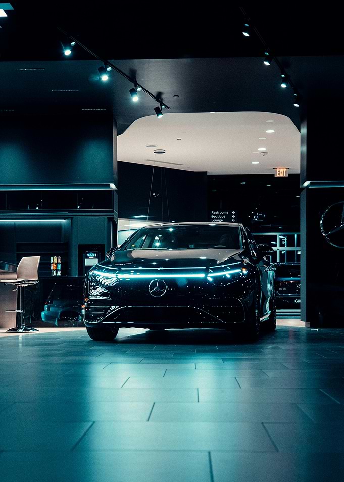 Mercedes-Benz EQS in Showroom