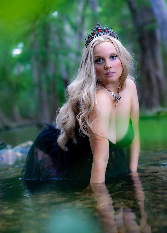 Queen in the River reflection