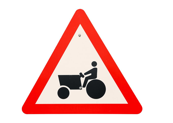 Tractor Warning Sign