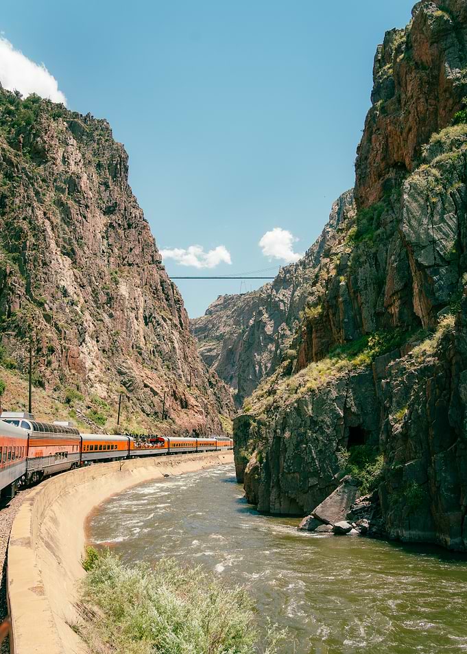 Train Through Royal Gorge