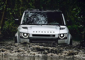 Land Rover Defender Off-Road Adventure