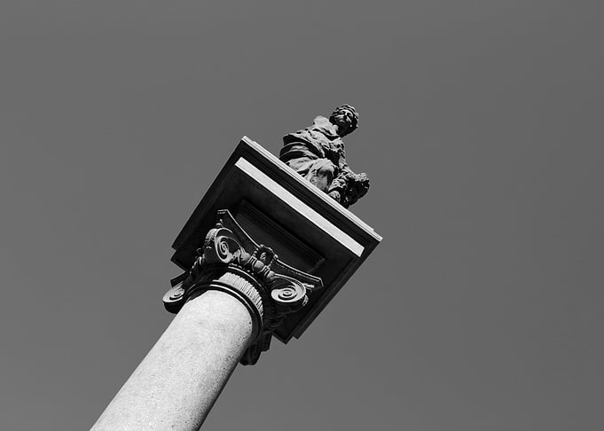 MONUMENTAL STATUE