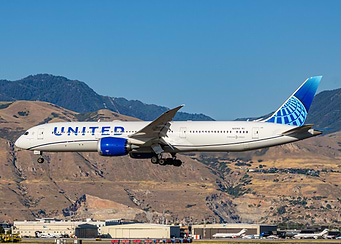 United Boeing 787-9