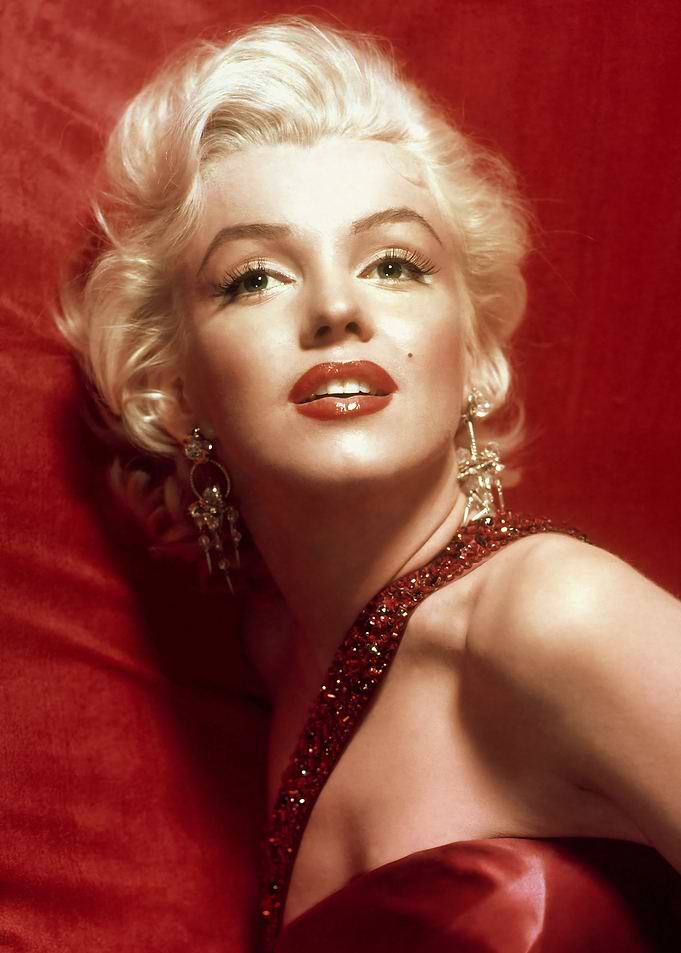 Marilyn Monroe Portrait in Red