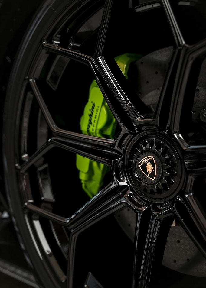 Lamborghini Wheel Close-Up