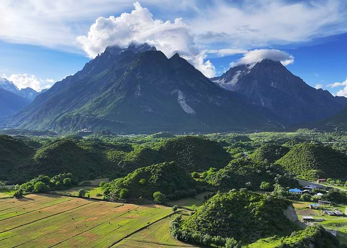Mountain Landscape with Green Hills