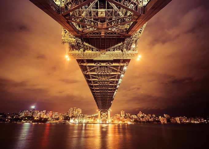 sydney harbour bridge at night
