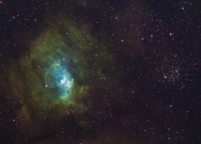Hubble Bubble