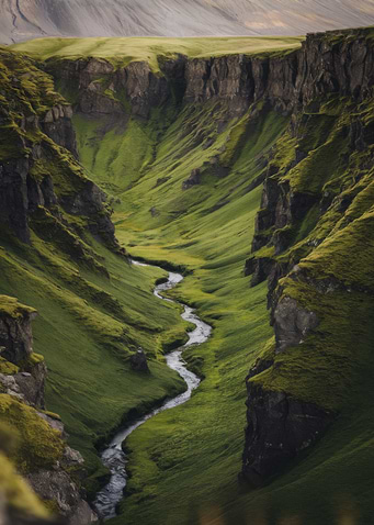 Green Canyon with River