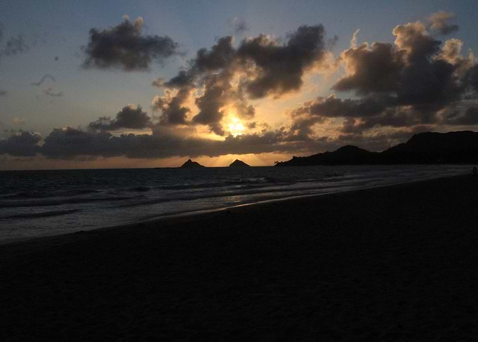 Kanenelu Beach at Sunrise