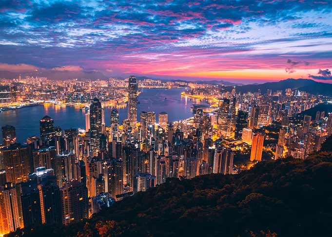 hong kong skyline at dusk