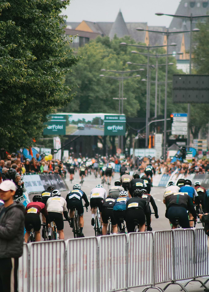 Cycling Race in Urban Environment
