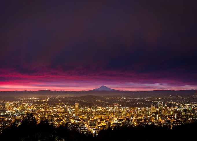 portland oregon cityscape at might