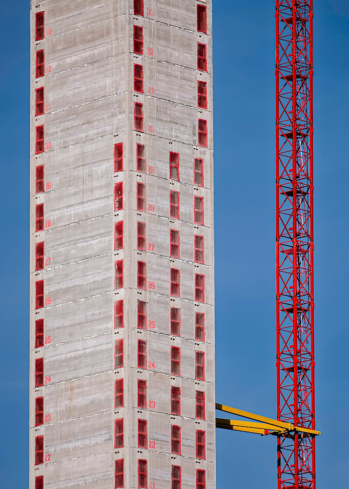 Floors 21 to 33