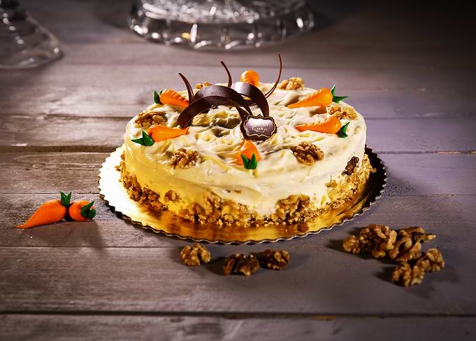 Delicious Carrot Cake with Walnuts