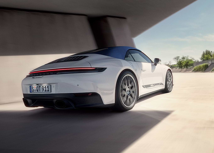 Porsche 911 Targa: Concrete Elegance