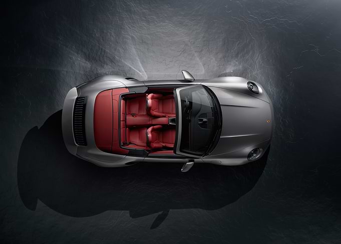 Porsche 911 Cabriolet: Overhead Elegance