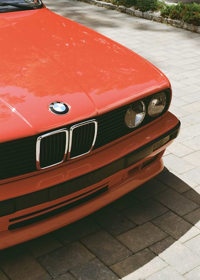 Red BMW E30 35mm
