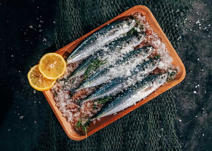 Fresh Sardines with Salt and Lemon