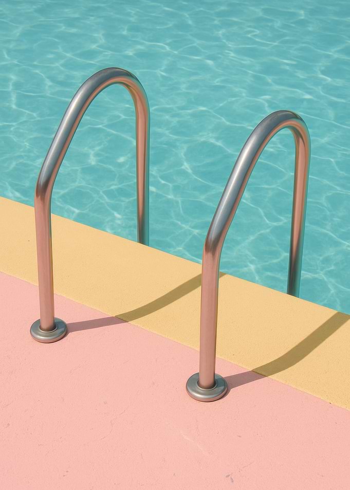 Swimming pool ladder with pastel colors