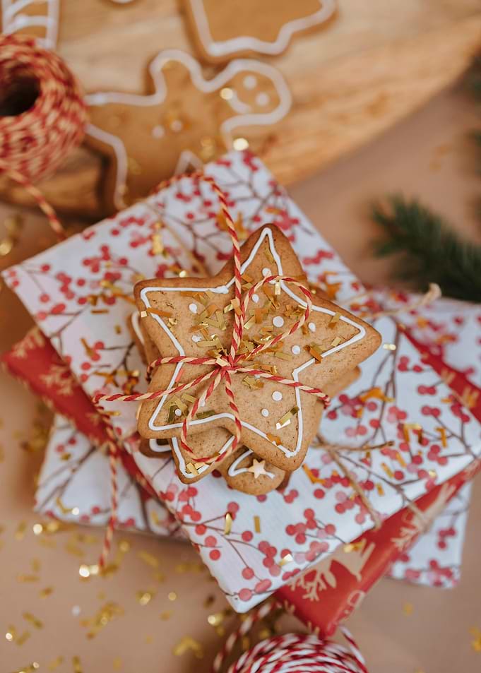 Festive Gingerbread Cookies and Wrapped Gifts