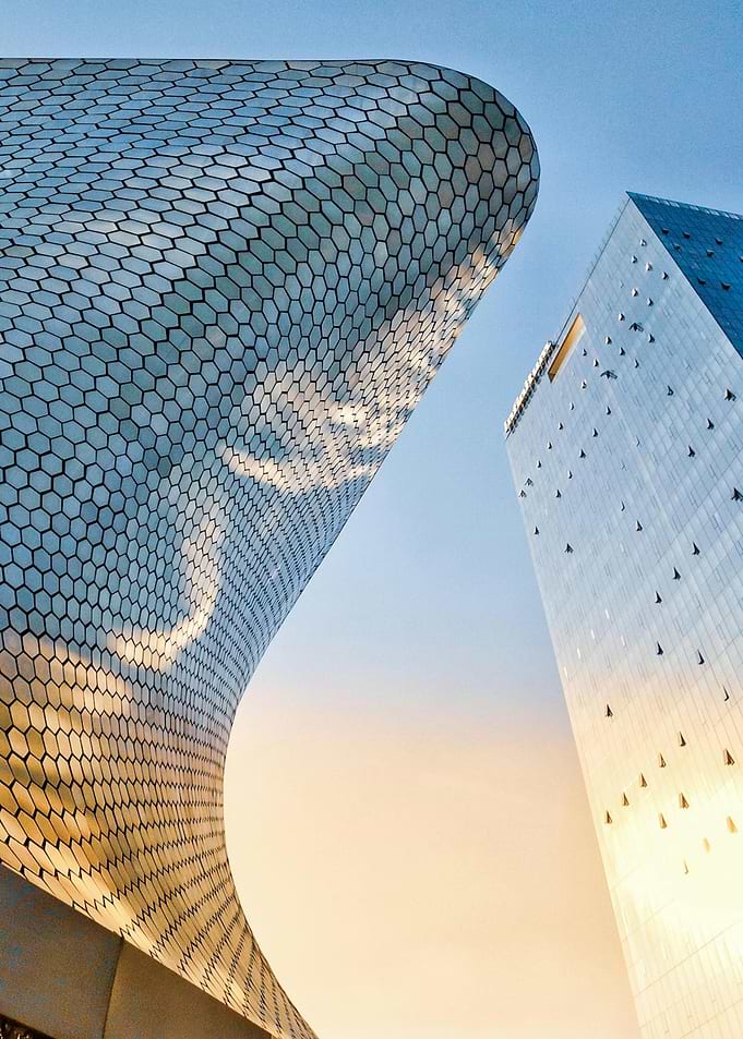Soumaya Museum and Skyscraper, Mexico City