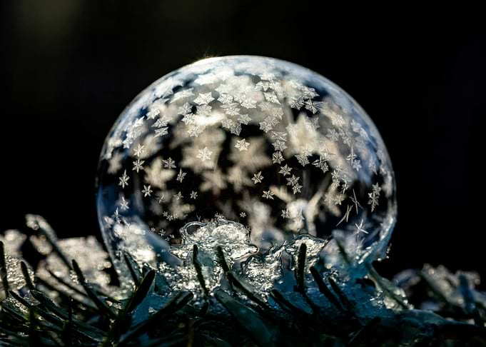 Frozen Bubble with Snowflake Patterns