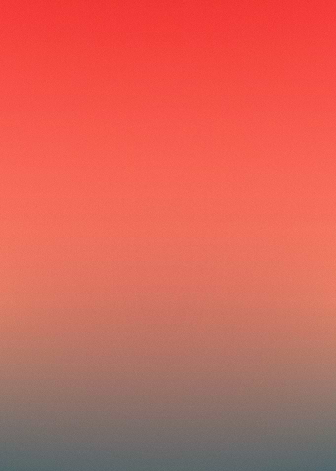 Gradient Background: Coral to Gray