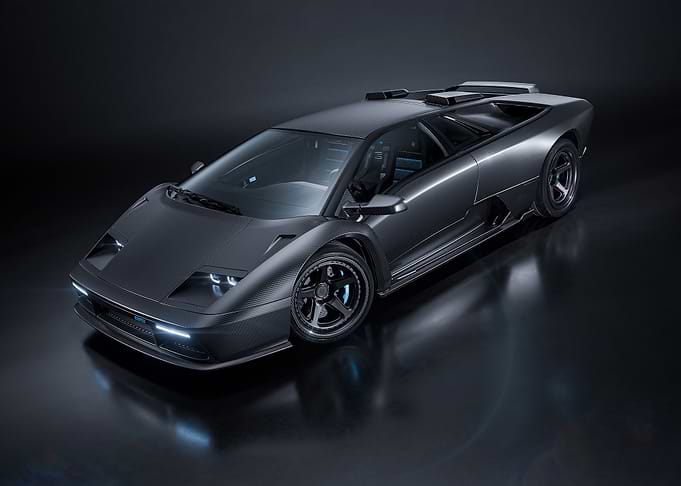 2025 Eccentrica V12 Pacchetto Titano