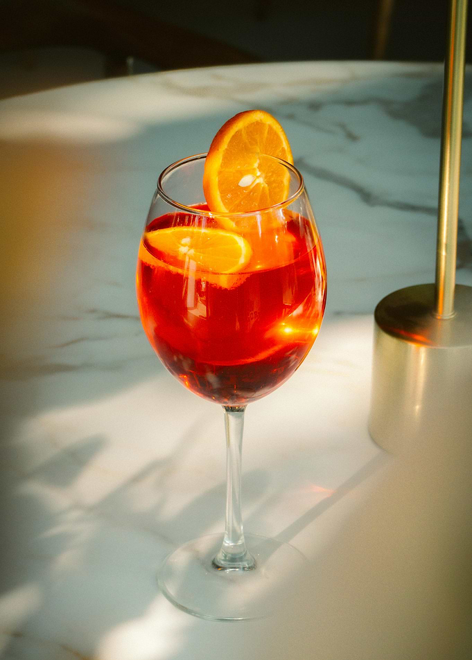 Aperol Spritz with Orange Slices