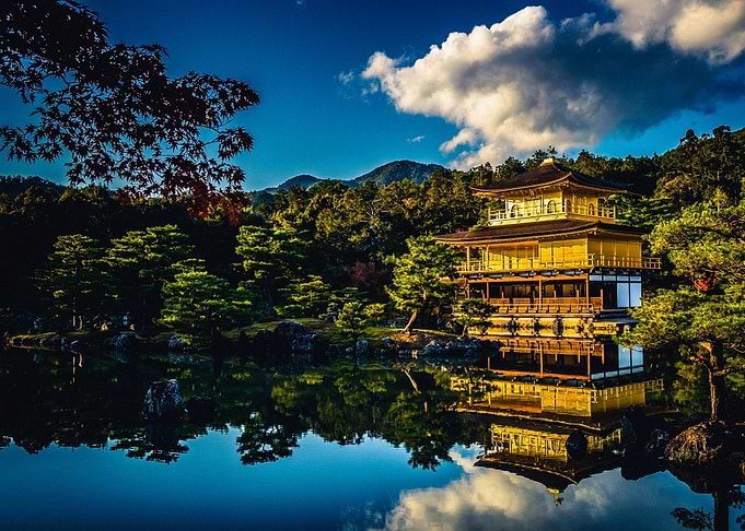 Kinkaku-ji Temple Reflection