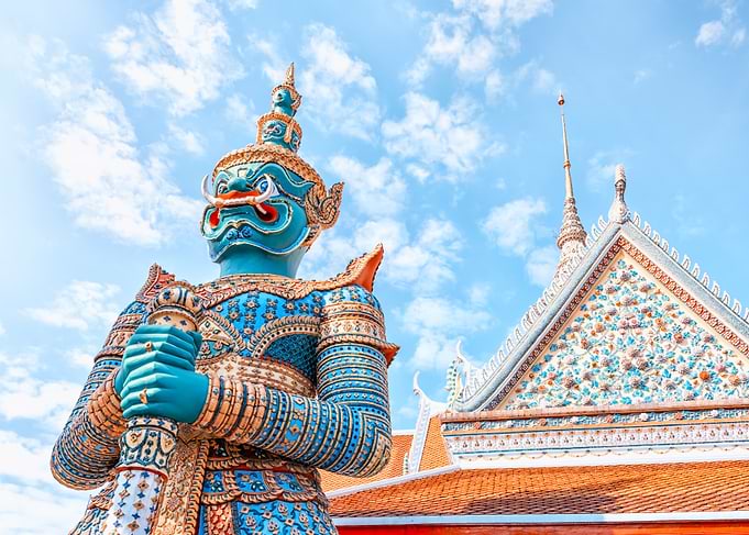 Wat Arun Guardian Statue, Bangkok
