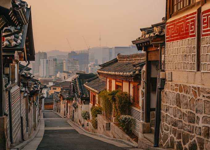 Sunrise at Bukchon Hanok Village in Seoul, South Korea