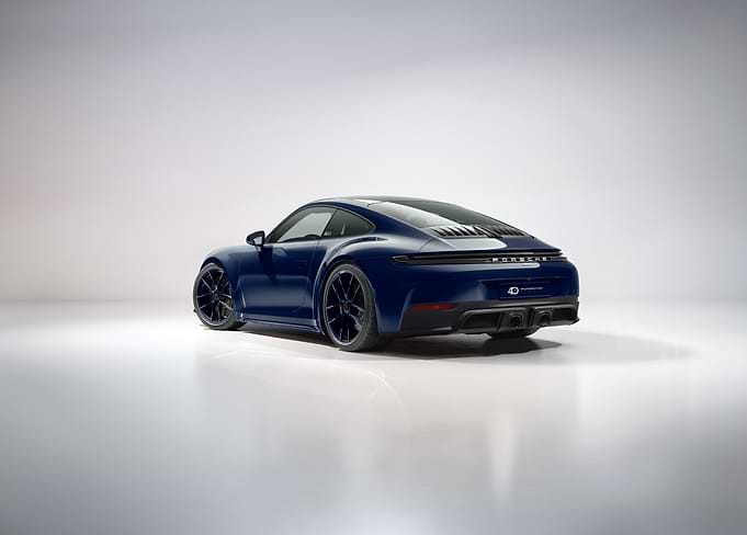 Azure Velocity: Porsche 911