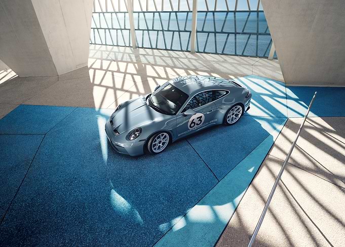 Porsche 911: Modern Architectural Showcase