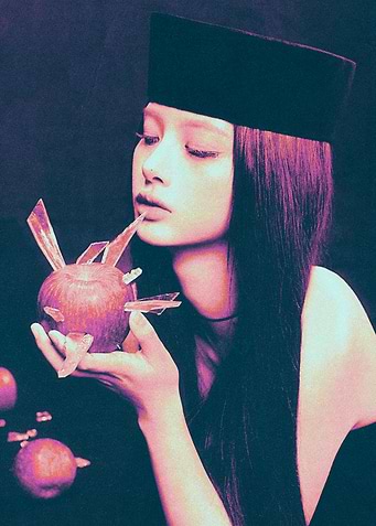 Sullyoon NMIXX 'Blue Valentine'