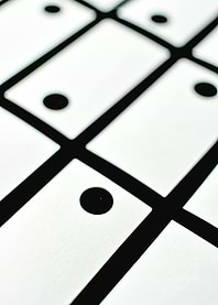 Domino Pattern