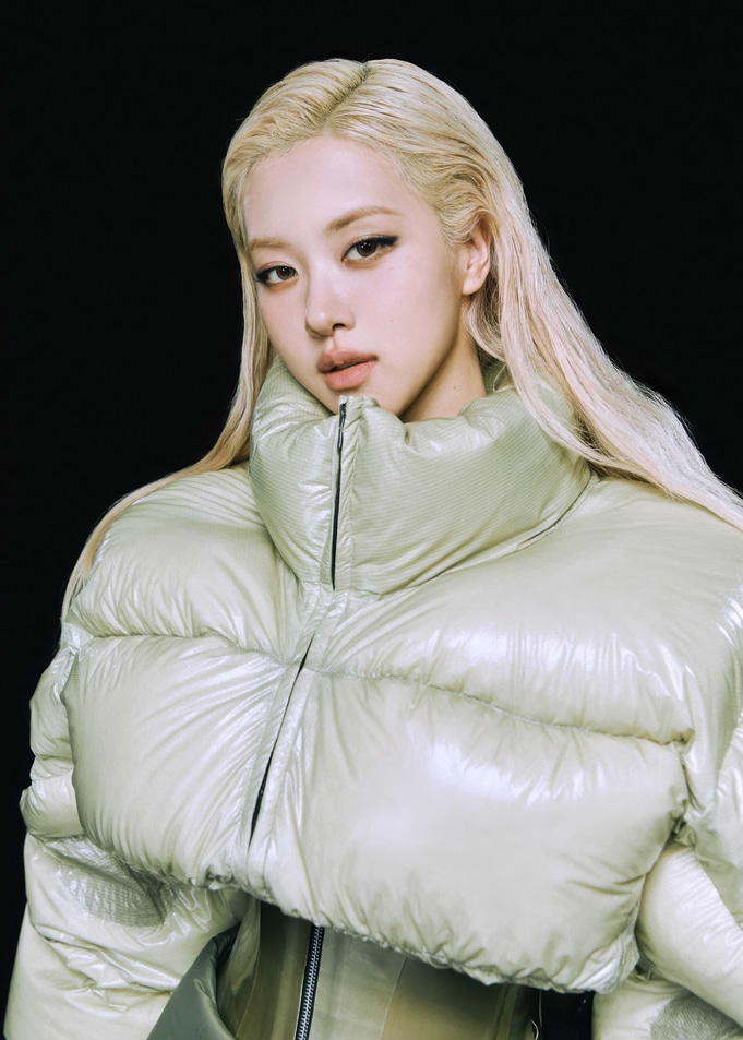Rosé in Puffer Jacket