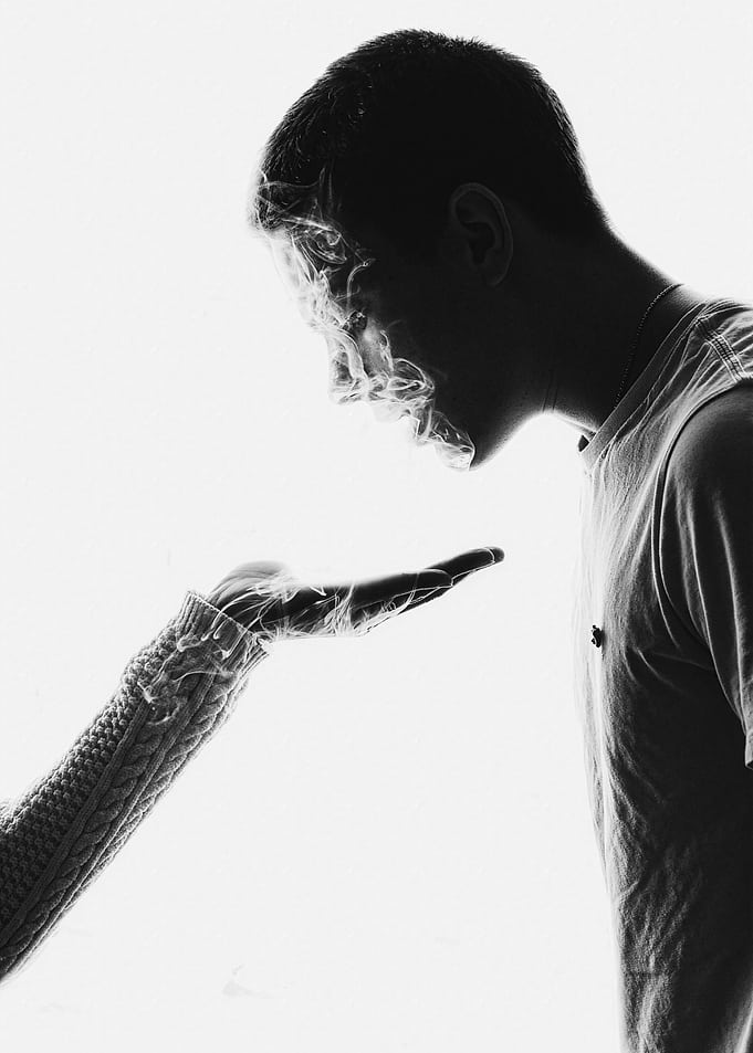 Monochrome Smoke Exchange