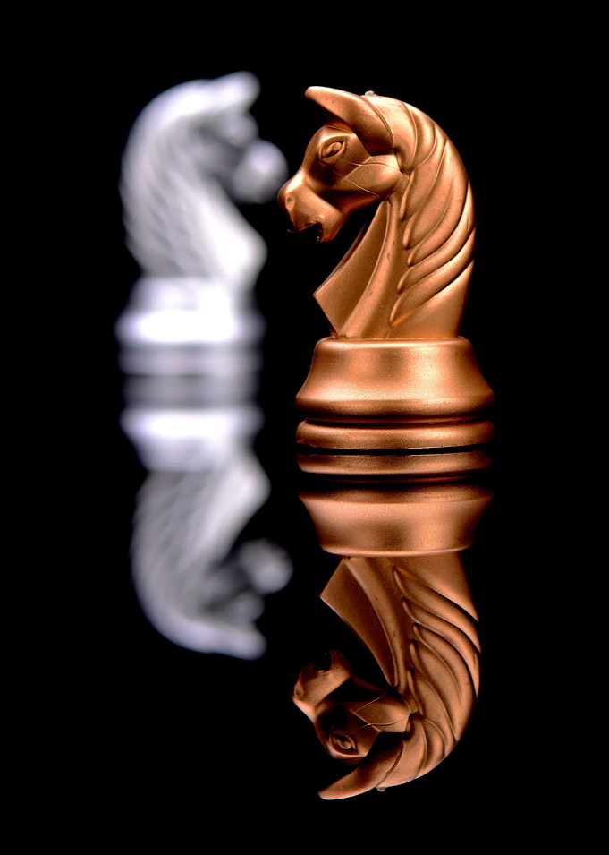 Chess Knights: Bronze and Silver