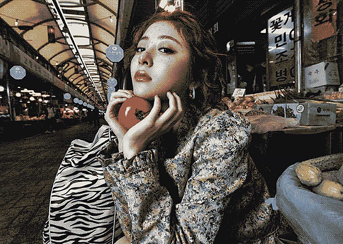 Huh Yunjin LE SSERAFIM 'SPAGHETTI'