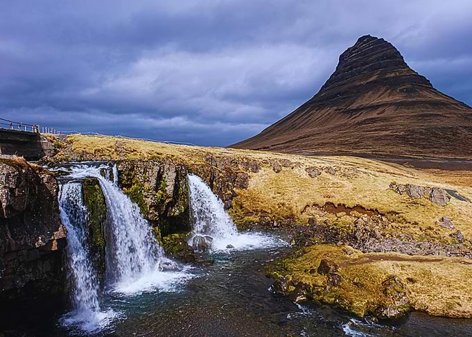 Kirkjufellsfoss Waterfall and Kirkjufell Mountain