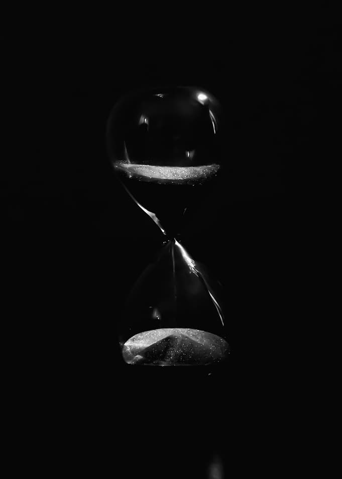 Monochrome Hourglass Time