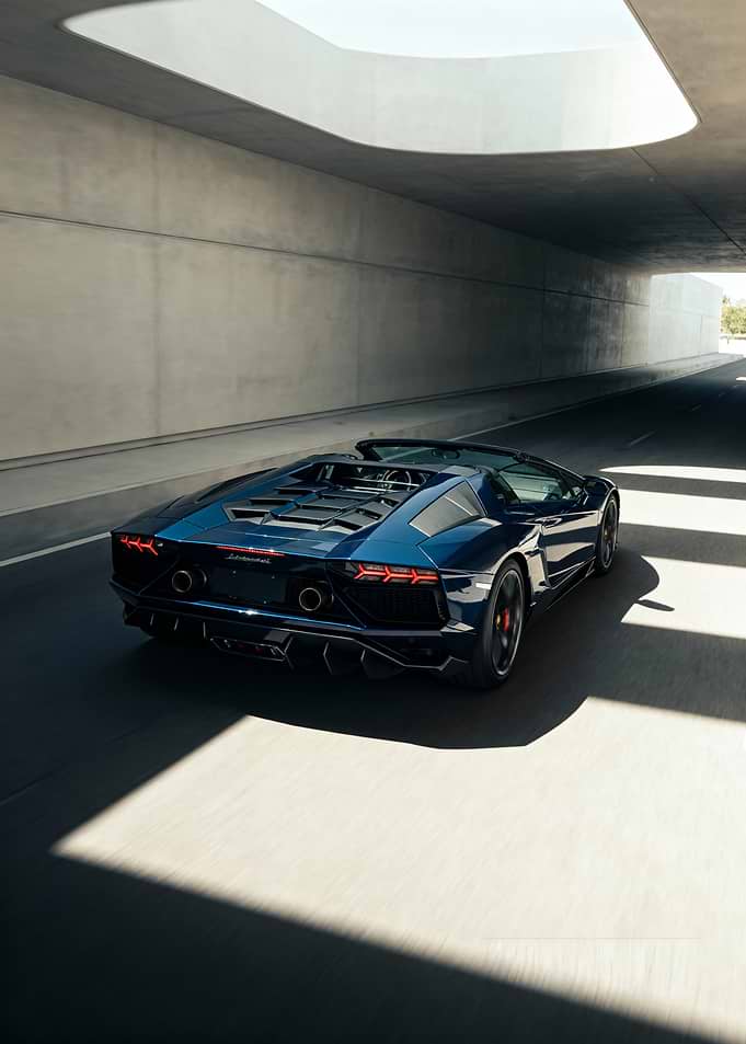 Blue Lamborghini Aventador in Tunnel